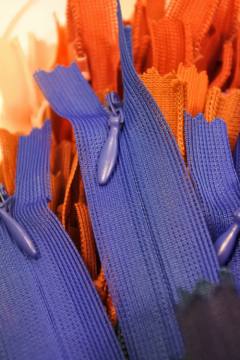 Zadrga skrita nedeljiva dolžine 40 cm 147