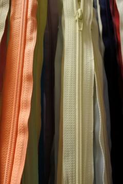 Zadrga spiralna deljiva deb.5 mm dolžine 50 cm 151