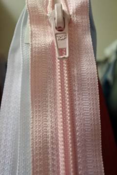 Zadrga spiralna deljiva deb.5 mm dolžine 80 cm 157