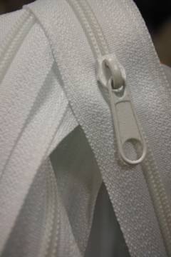 Zadrga spiralna nedeljiva deb.3 mm v metraži 159